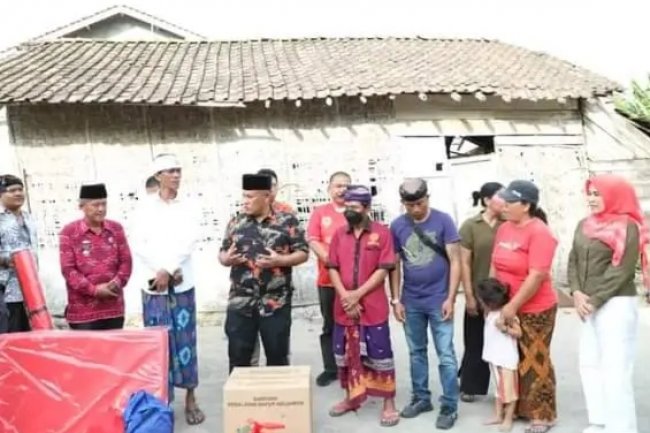 Bupati Lampung Selatan Gulirkan Bantuan Bedah Rumah Non APBD Untuk Warga Ketapang