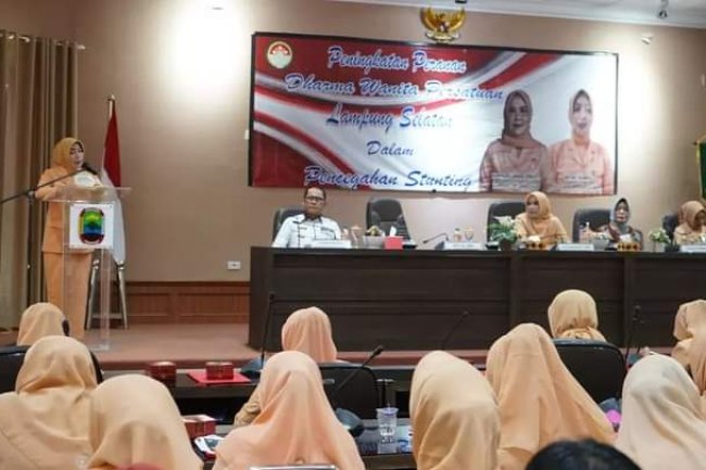 Winarni Beri Arahan Dalam Kegiatan Peningkatan Peranan Dharma Wanita Persatuan Lampung Selatan Dalam Pencegahan Stunting