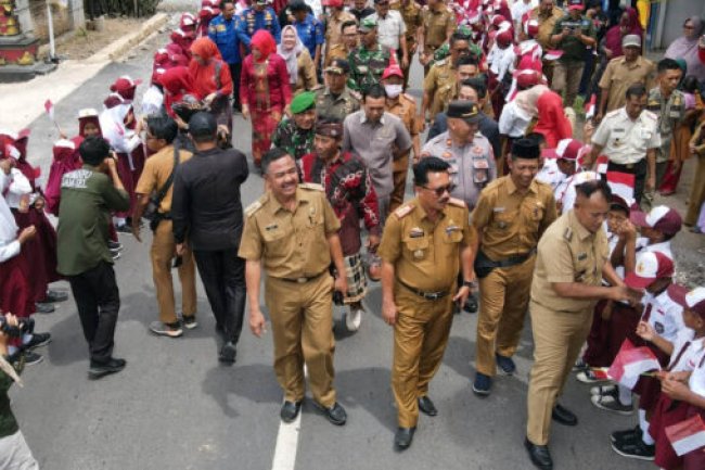 Nanang Ermanto Apresiasi Gerakan Swasembada Sekolah Desa Suka Marga – Sidomulyo