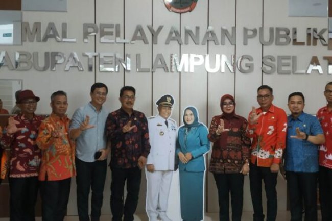 Sambut Baik Kunker Sekdakab PALI, Thamrin Ajak Rombongan Pemkab PALI Tinjau Pelayanan MPP Lamsel