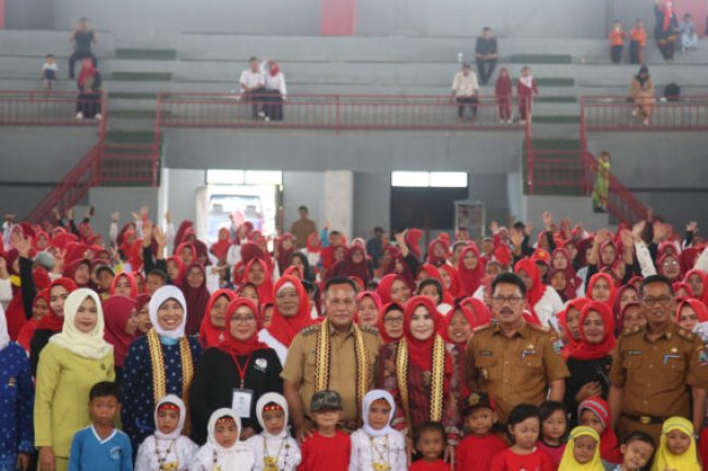 Bupati Lamsel dan Bunda PAUD Hadiri Gebyar PAUD Lampung Selatan 2023