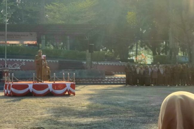 Pemkab Lamsel Gelar Apel Mingguan Sekaligus Peringatan Hari Lingkungan Hidup Sedunia 2023