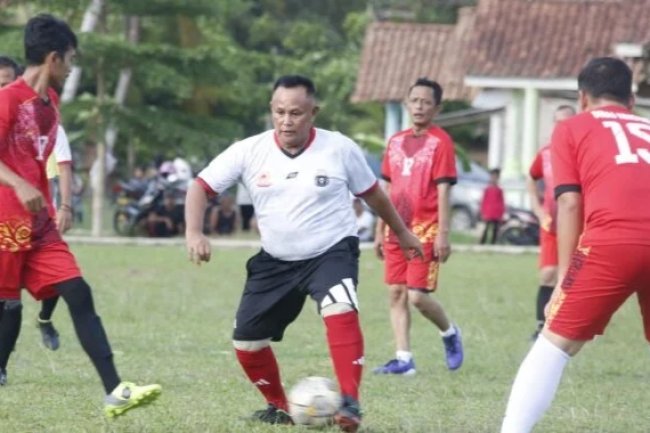 Skor 3-2 Membawa Kemenangan Bagi Red Brothers Dalam Pertandingan Persahabatan dengan KUPT Kesehatan Natar