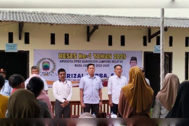 Anggota DPRD kabupaten lampung Selatan Farizal Purba melakukan Reses