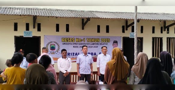 Anggota DPRD kabupaten lampung Selatan Farizal Purba melakukan Reses