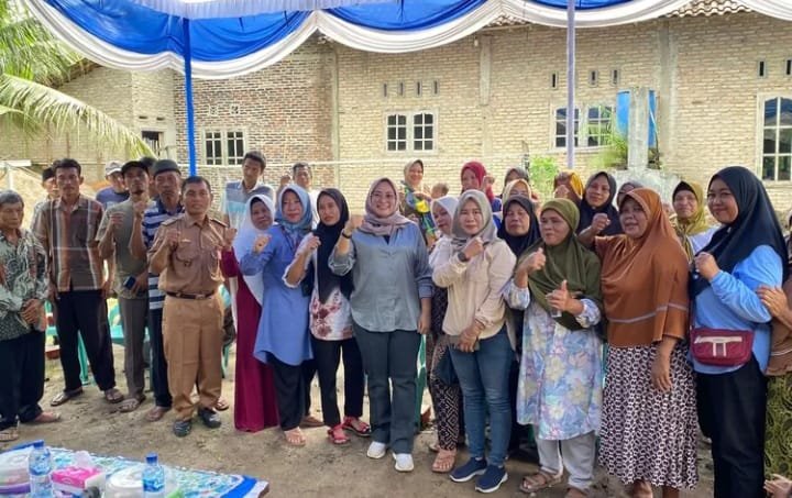 Reses di Desa Sukabakti Palas, Ketua Komisi III Yuti Raka Yanti Sampaikan Pembangunan Infrastruktur Jadi Prioritas Utama