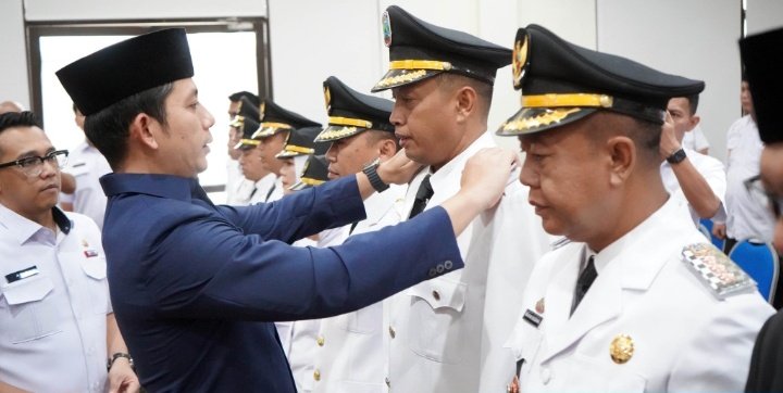 8 Camat Wajah Baru Dilantik, Bupati Egi: Harus Punya Mental Melayani