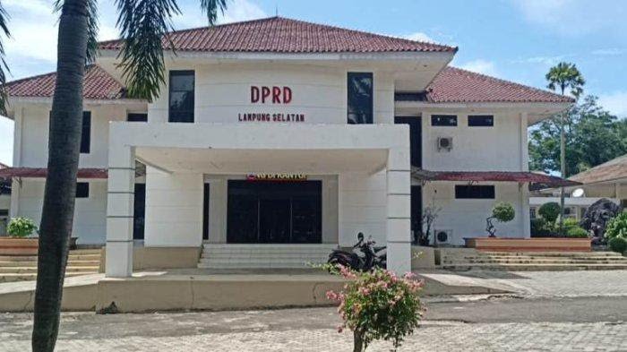 Desas-Desus Pergantian Pimpinan DPRD Lampung Selatan Terjawab Sudah, Ini Infonya…
