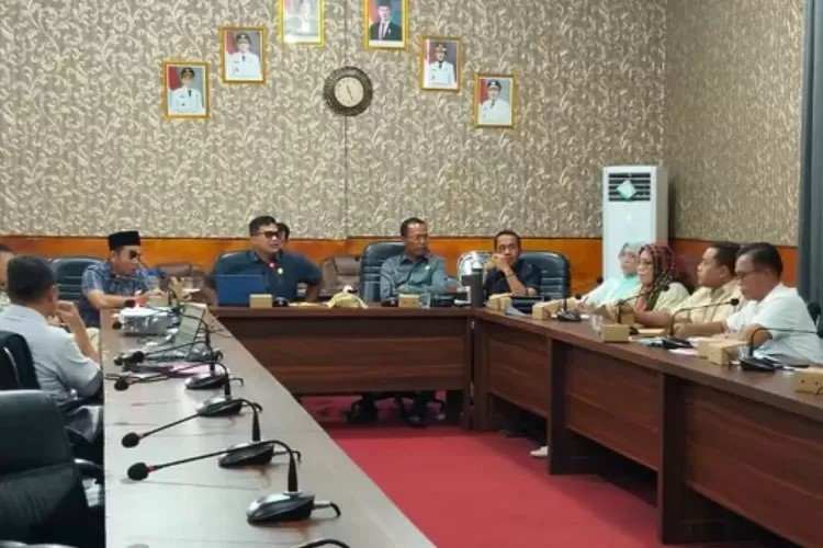 DPRD Lampung Selatan Soroti Perlindungan Guru, Desak Lahirnya Regulasi yang Berpihak